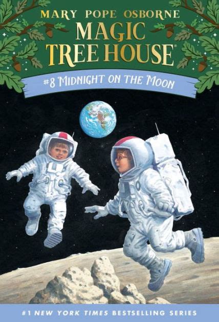 The magical tree house at the time of the midnight moon